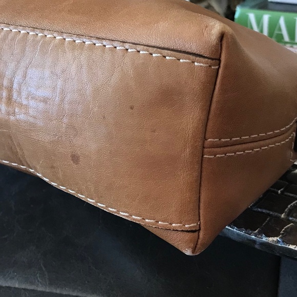 VINTAGE COACH TAN BAGUETTE BAG - Picture 11 of 16